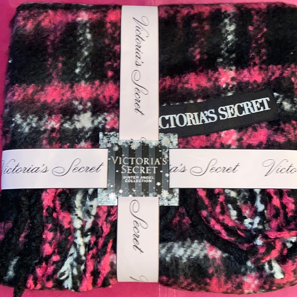WINTER SCARF